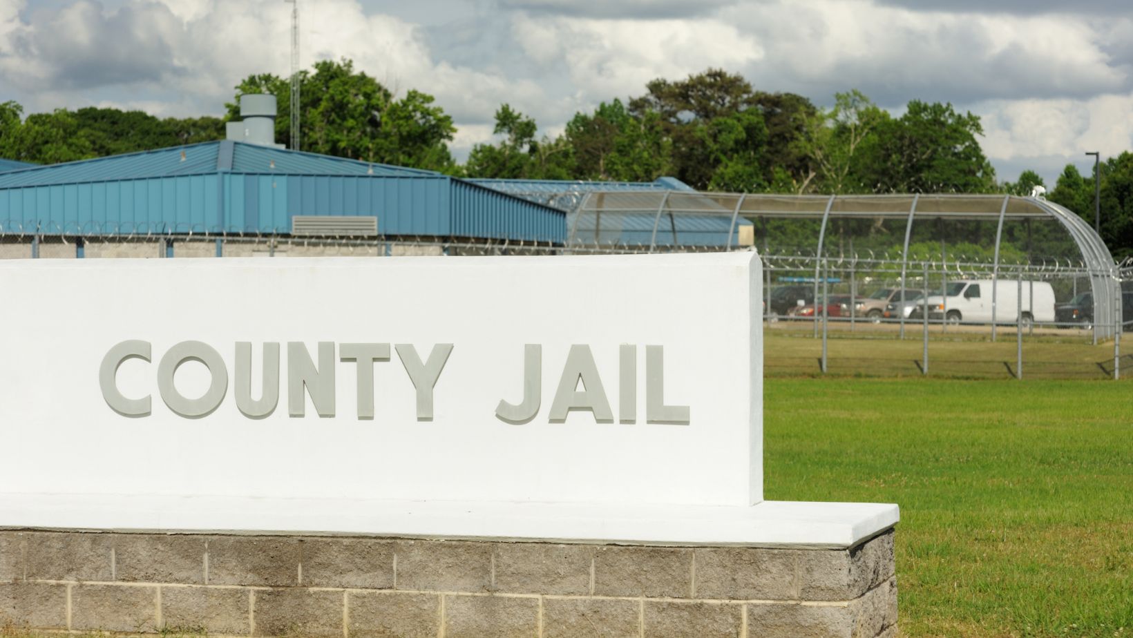 jones county jail docket laurel ms