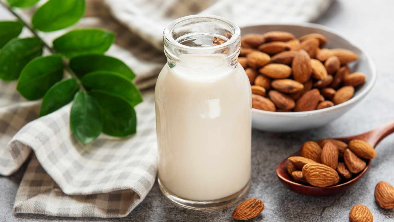 almond milk good for keto